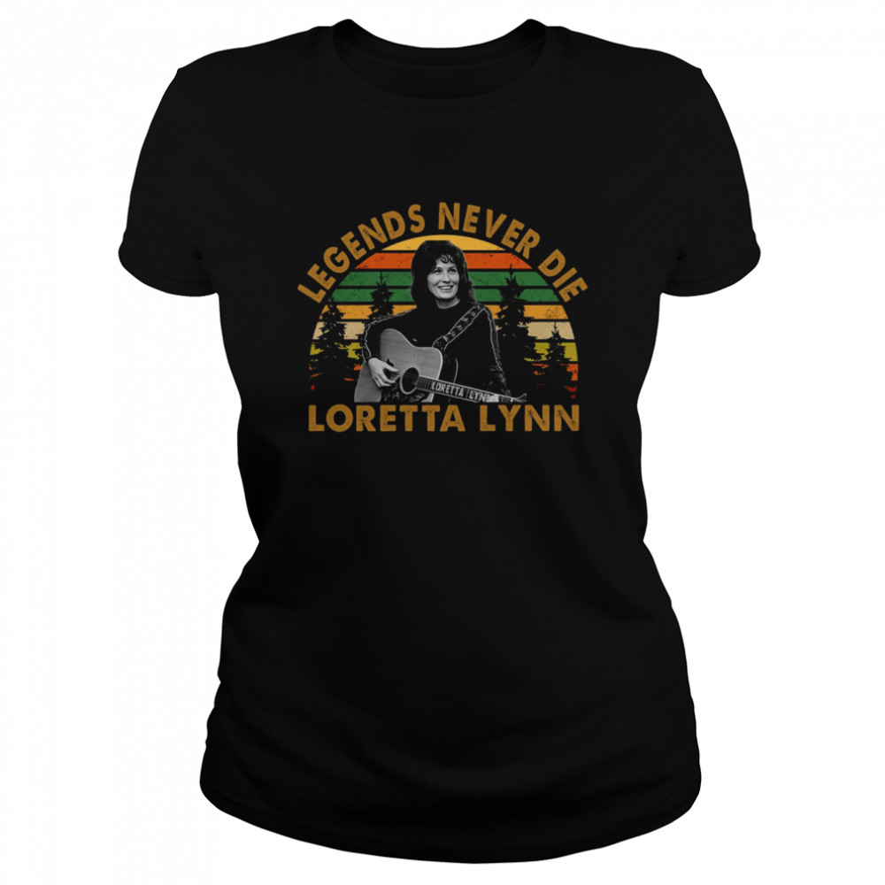 Loretta Lynn Legends Never Die Graphic Tee DZT